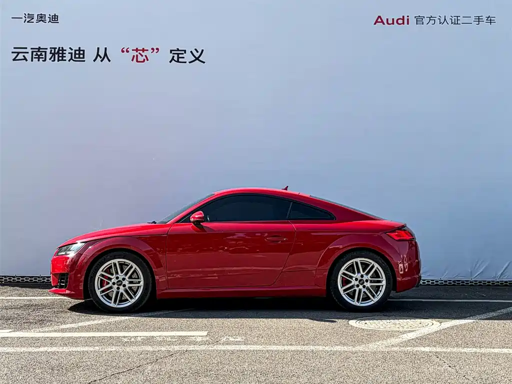 Audi TT 2015 TT Coupe 45 TFSI фото 3