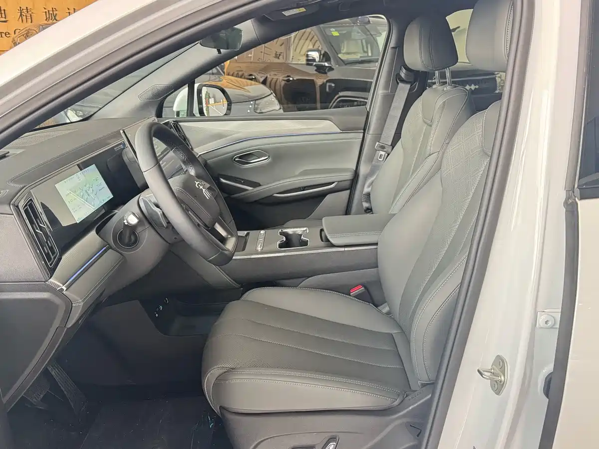 BYD Song L DM-i 2026 2026 DM-i Smart Edition 130KM Superior