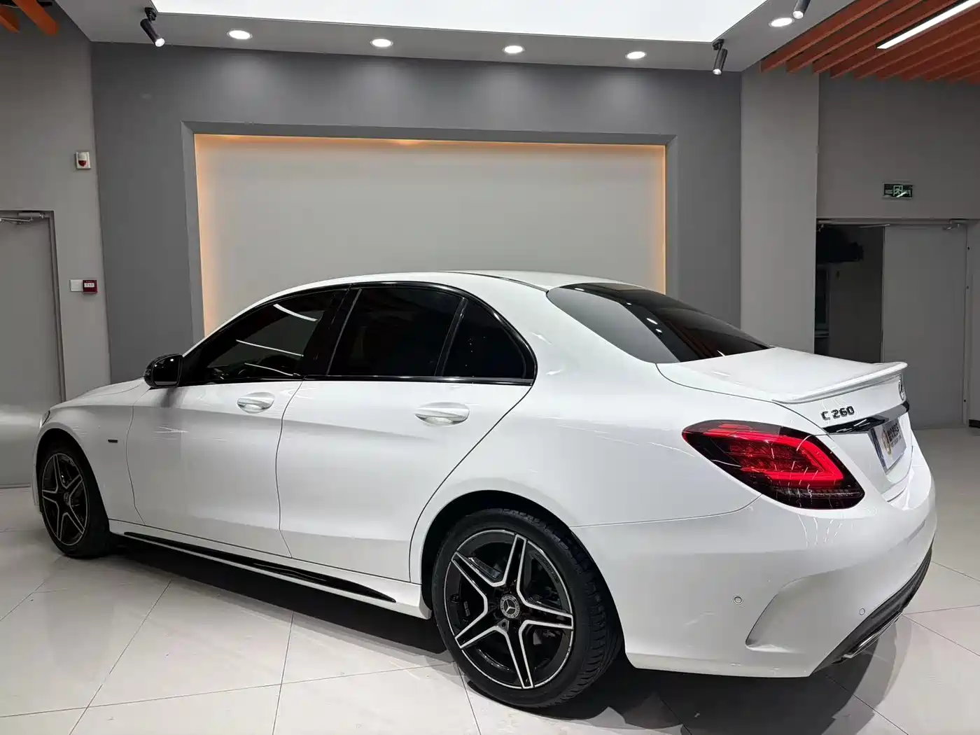 Mercedes-Benz C-Class 2021 C 260 Starry Exclusive Edition фото 6
