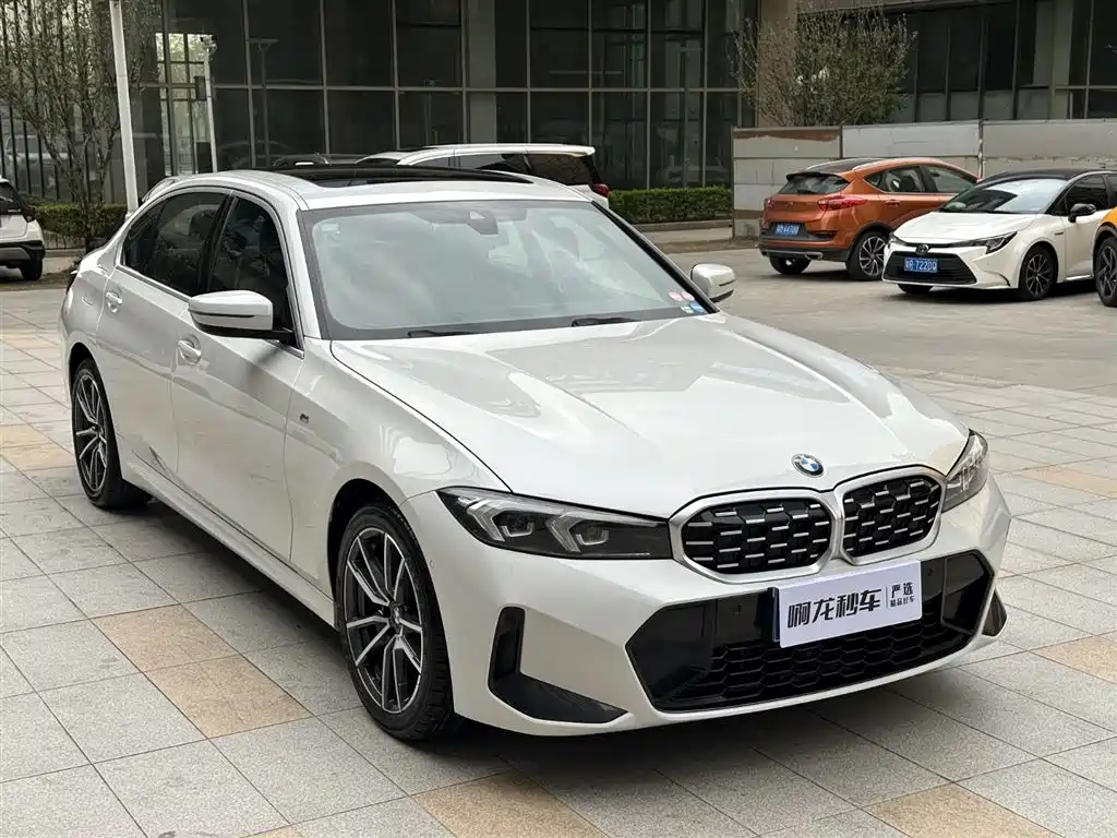 BMW 3 Series 2024 325Li M Sport Package фото 5