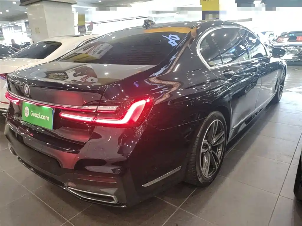 BMW 7 Series 2021 Model 730Li M Sport Package фото 7