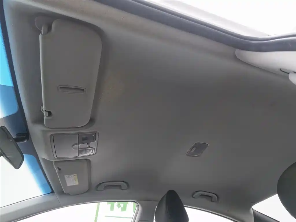 Hyundai Langdong 2016 1.6L Automatic Smart Edition фото 14