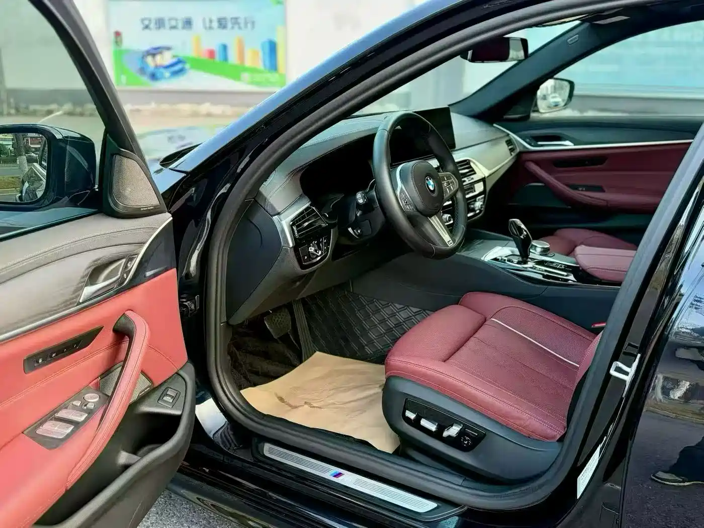 BMW 5 Series 2021 530Li Premium M Sport Package фото 3