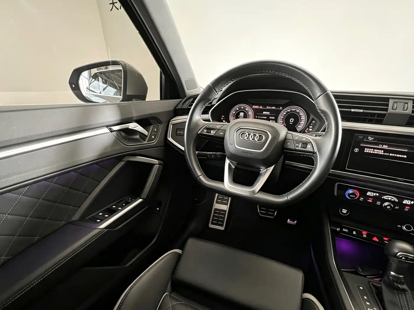 Audi Q3 2025 2024 40 TFSI Fashion Sport