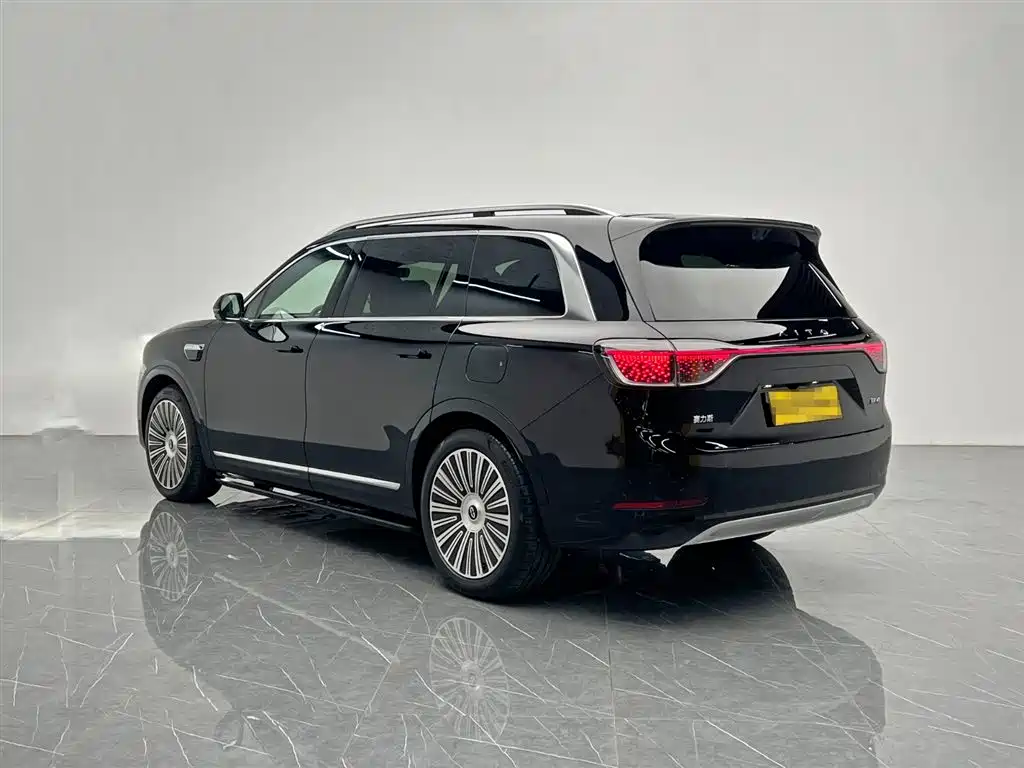 AITO Wenjie AITO M9 2025 Extended Range Ultra 52kWh 6-Seater фото 4