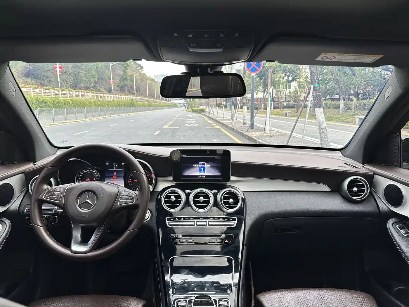 Mercedes-Benz GLC 2019 GLC 200 4MATIC фото 9