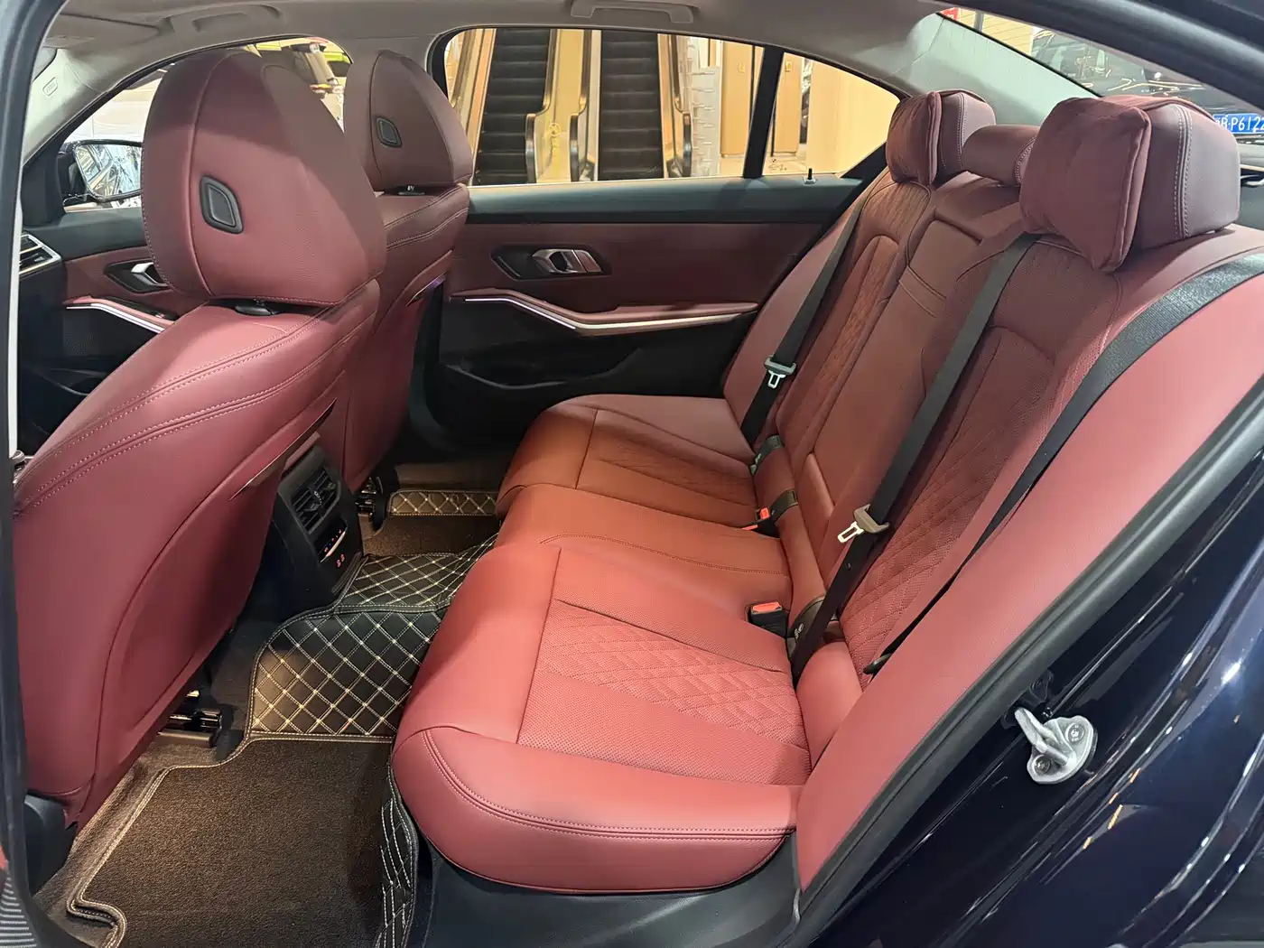 BMW 3 Series 2023 320Li M Sport Package фото 5