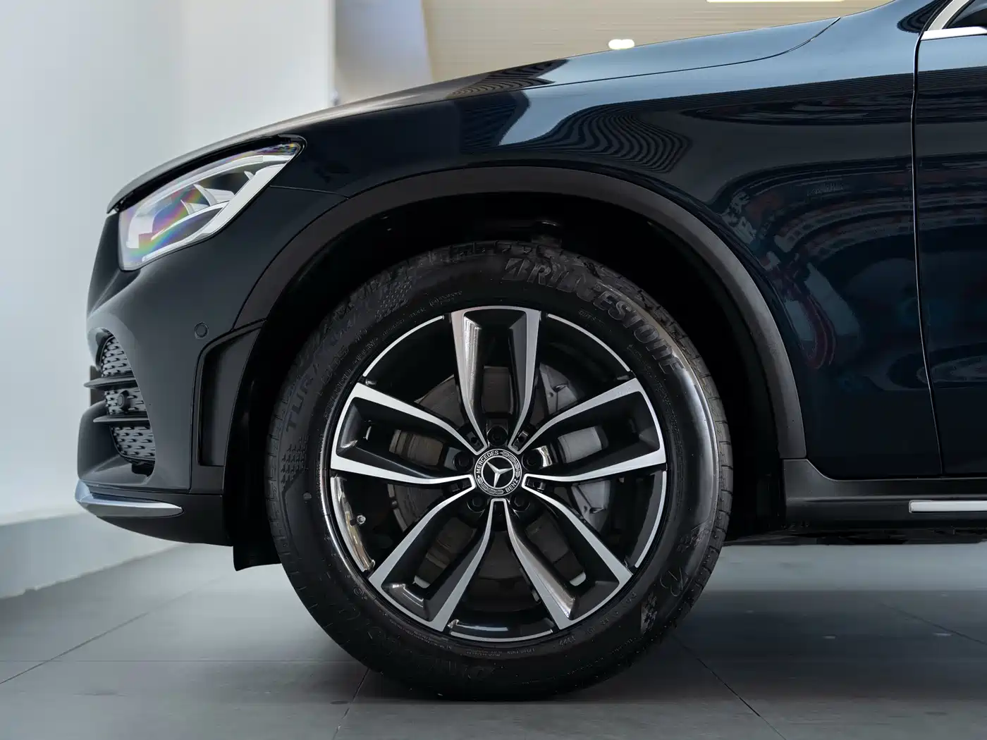Mercedes-Benz GLC 2022 Facelift II GLC 260 L 4MATIC Luxury фото 9