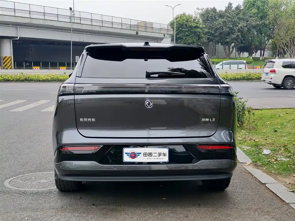 Dongfeng Aeolus L8 2025 2025 Plug-in Hybrid