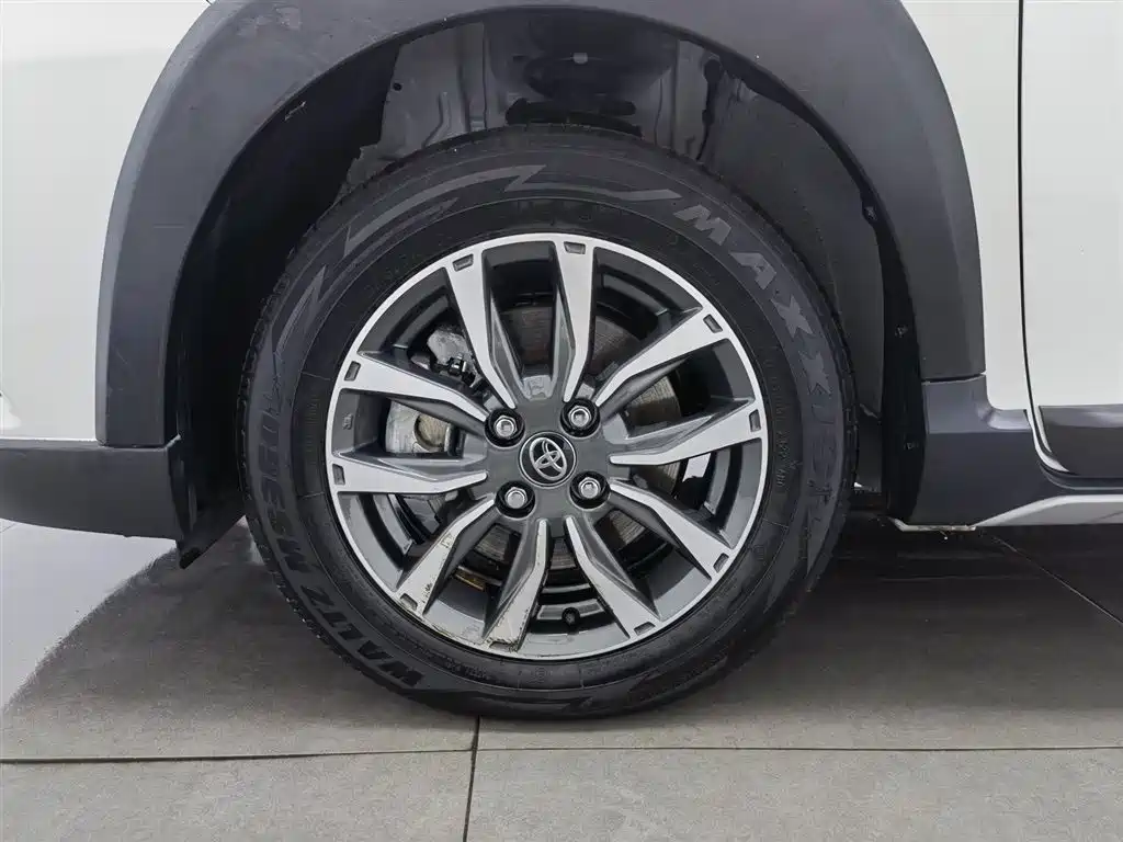 Toyota YARiS L Zhi Xuan 2022 Zhi Xuan X 1.5L CVT Luxury PLUS Edition фото 17