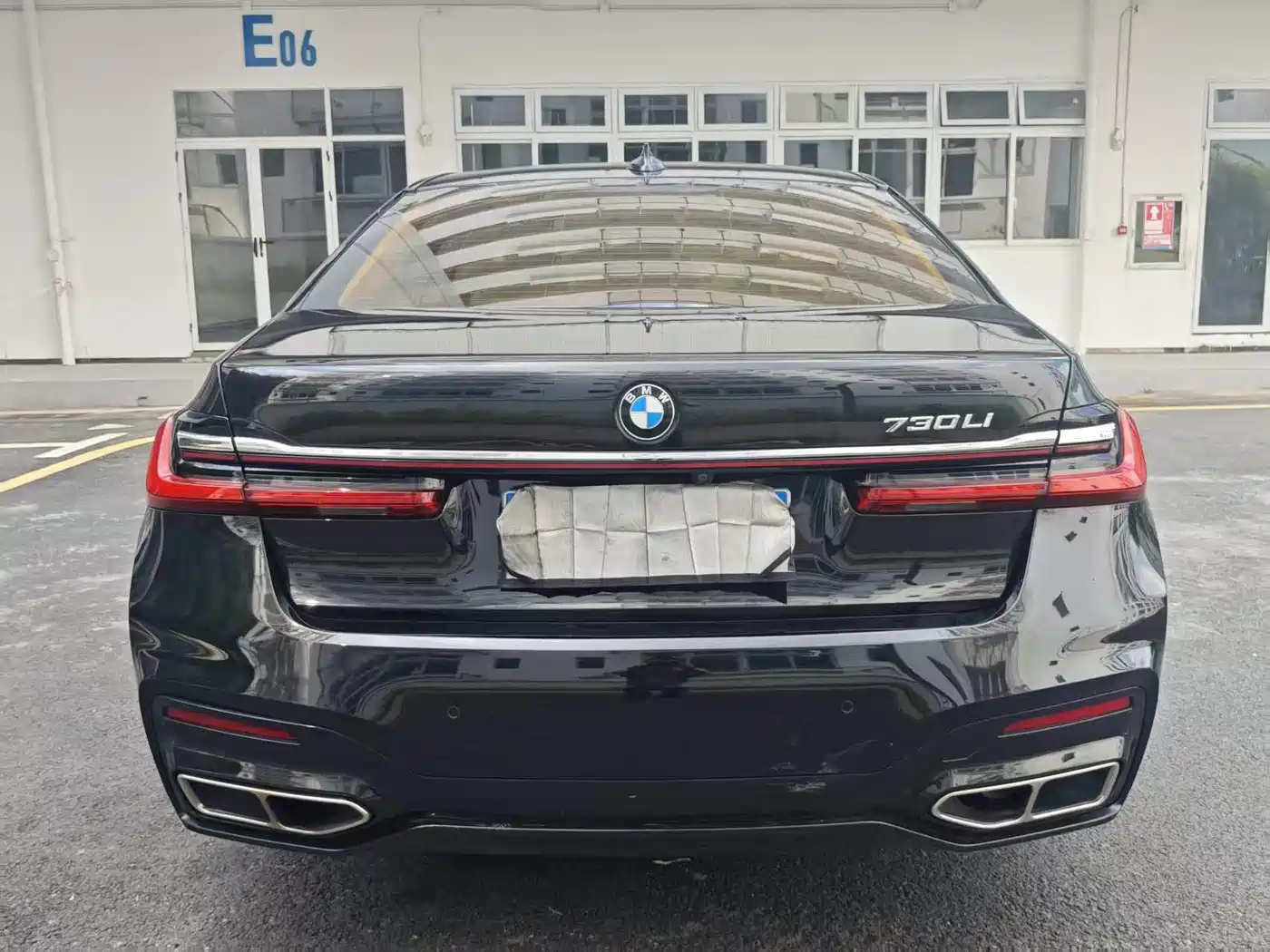 BMW 7 Series 2016 730Li Leading фото 7