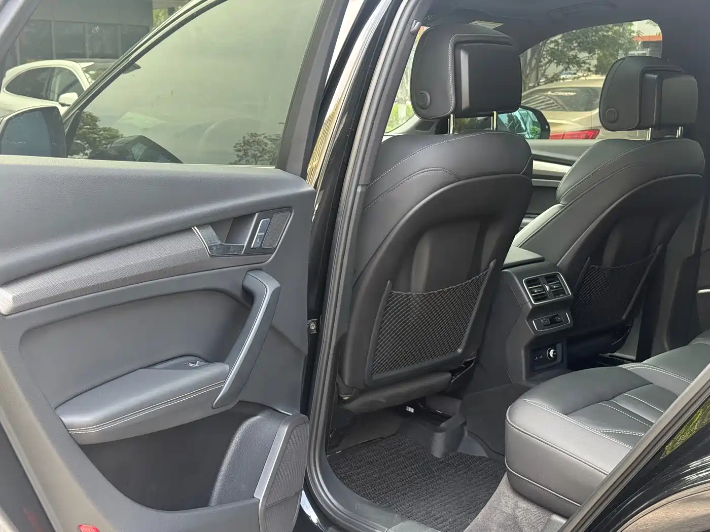 Audi Q5L 2023 40T Luxury Dynamic фото 13
