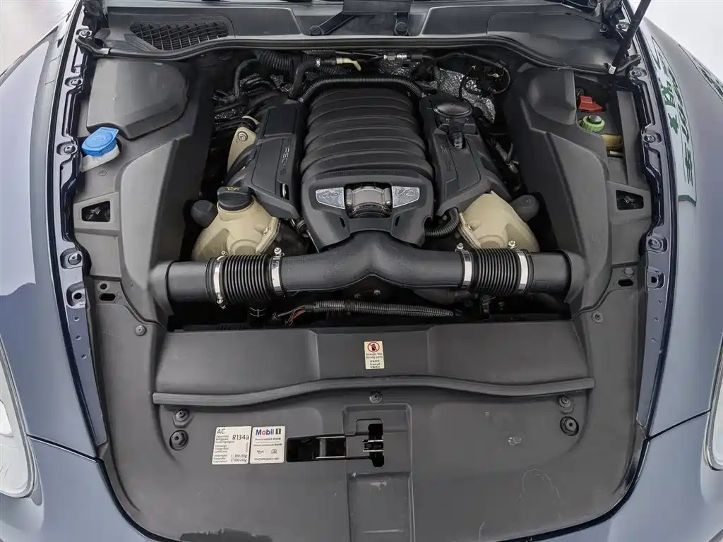 Porsche Cayenne 2011 Cayenne S 4.8L фото 6