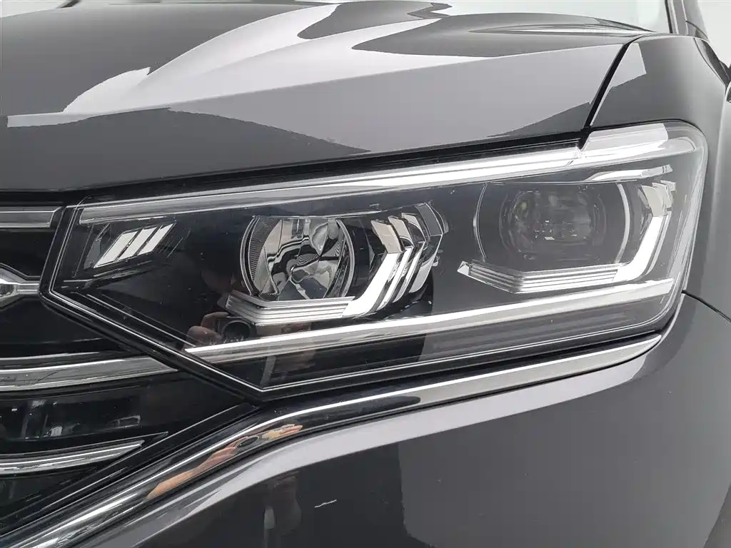 Volkswagen Tayron GTE Plug-in Hybrid 2020 Model 1.4T Luxury фото 7