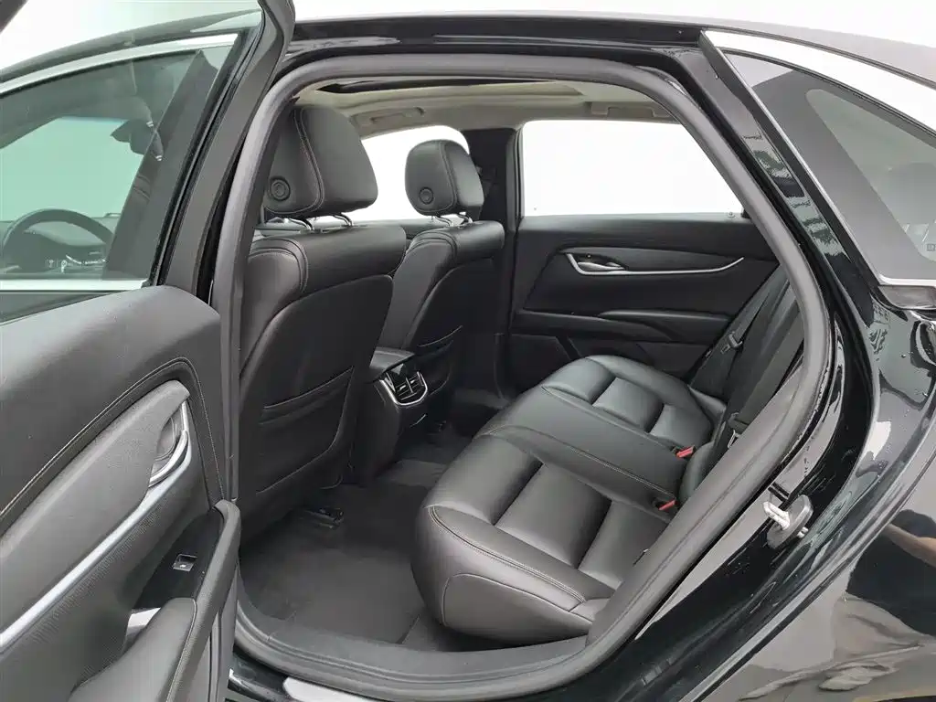 Cadillac XTS 2018 28T Technology фото 15