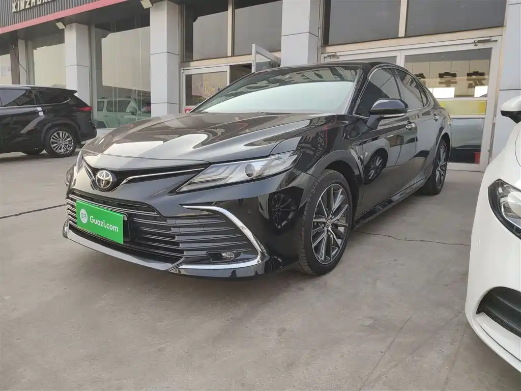 Toyota Camry 2021 2.5G Luxury Edition