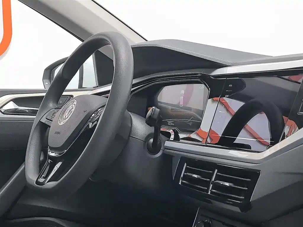 Volkswagen Polo 2023 Facelift Plus 1.5L Auto Chroma Tech Edition фото 22