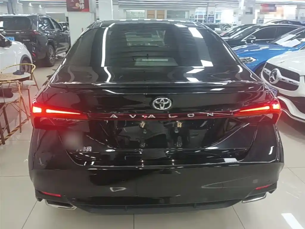 Toyota Avalon 2021 2.5L Luxury Edition фото 6