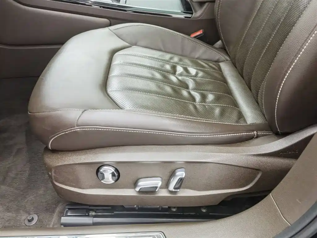 Volkswagen Phideon 2021 380TSI Luxury Edition фото 20