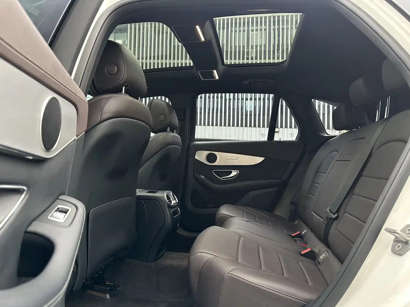 Mercedes-Benz GLC 2021 GLC 260 L 4MATIC Sporty фото 10