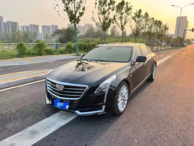 CADILLAC CT6