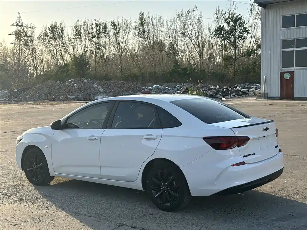Chevrolet Monza 2019 Redline 320T DCT Joy Edition China VI фото 5