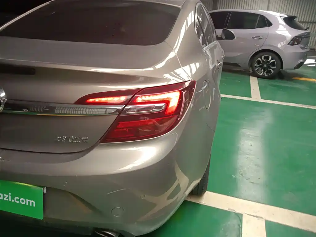 Buick Regal 2015 1.6T Leading Tech Edition фото 8