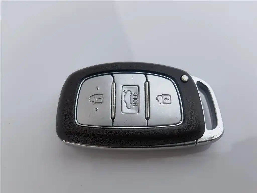 Hyundai Elantra 2020 1.4T DCT Dynamic·Vitality фото 19
