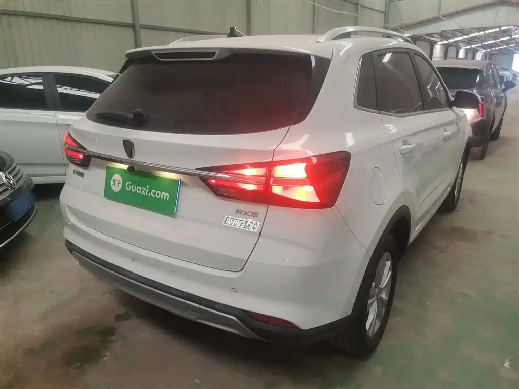 Roewe RX3 2020 2020 1.6L Manual Ultra Comfort Progressive