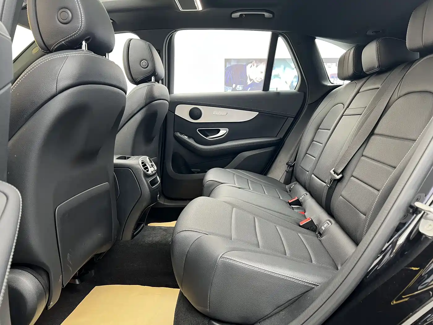 Mercedes-Benz GLC 2021 GLC 260 L 4MATIC Sporty фото 6