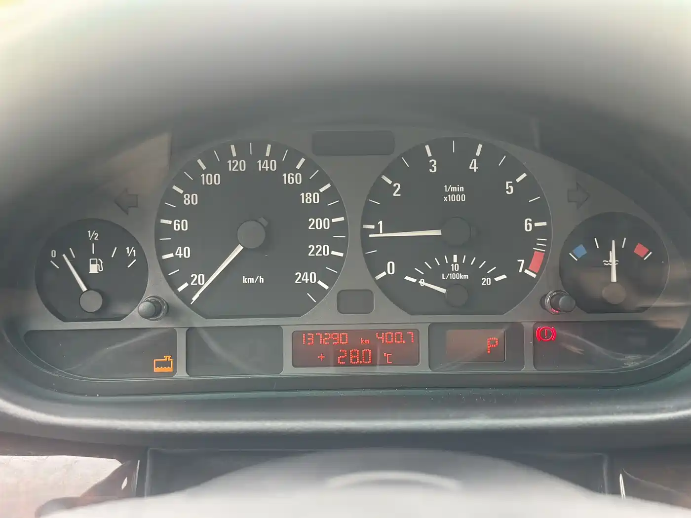 BMW 3 Series 2004 318i фото 9