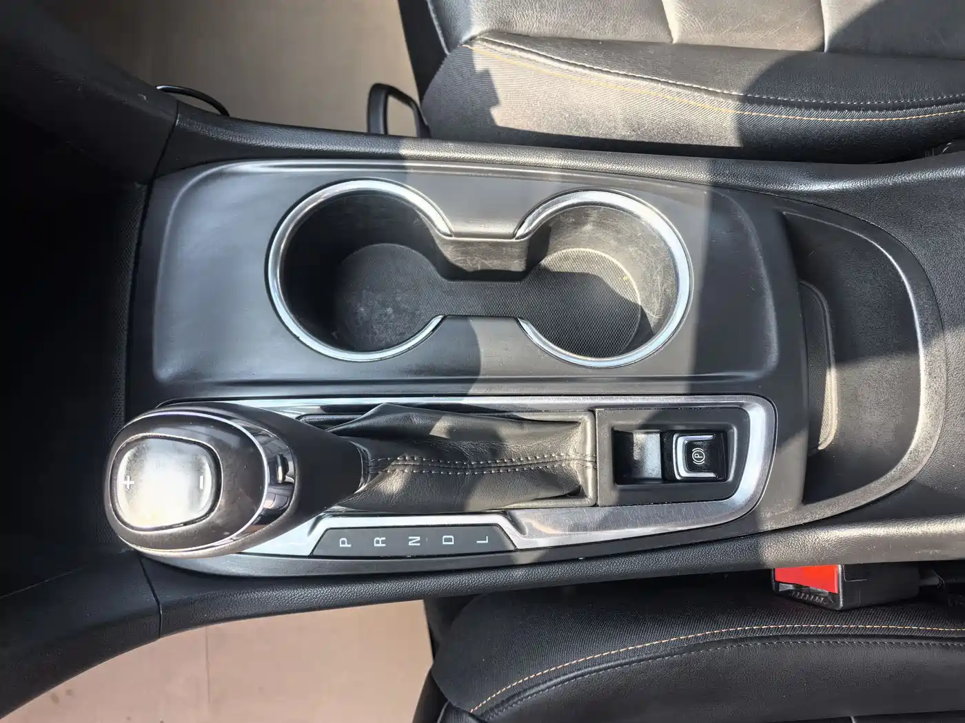 Chevrolet Equinox 2018 550T Automatic 4WD Pioneer Edition фото 18