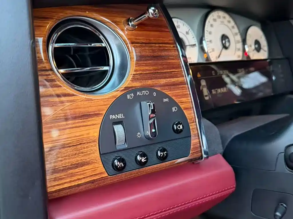 Rolls-Royce Ghost 2010 2010 Model 6.6T Standard