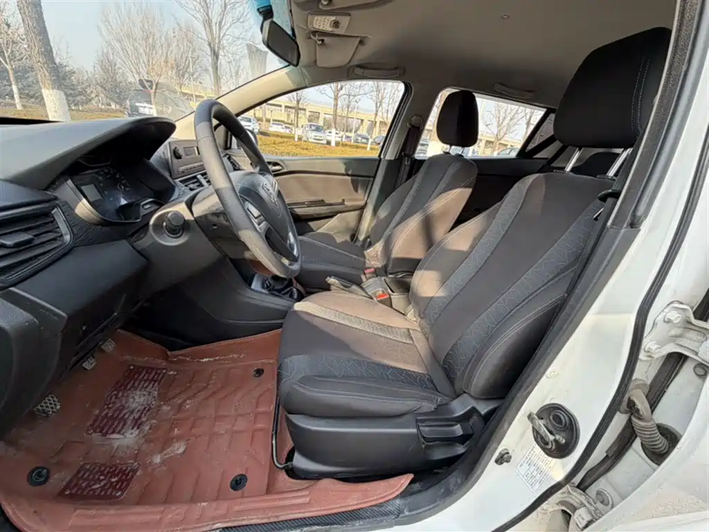 Baojun 310 2019 2016 1.2L Manual Comfort Model