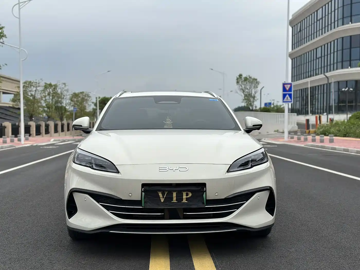 BYD Seal 06 DM-i Touring 2025 DM-i 150KM Premium фото 2