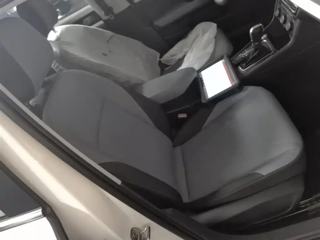 Volkswagen Lavida 2024 Model 1.5L Automatic Starlight 5 Million Edition фото 25