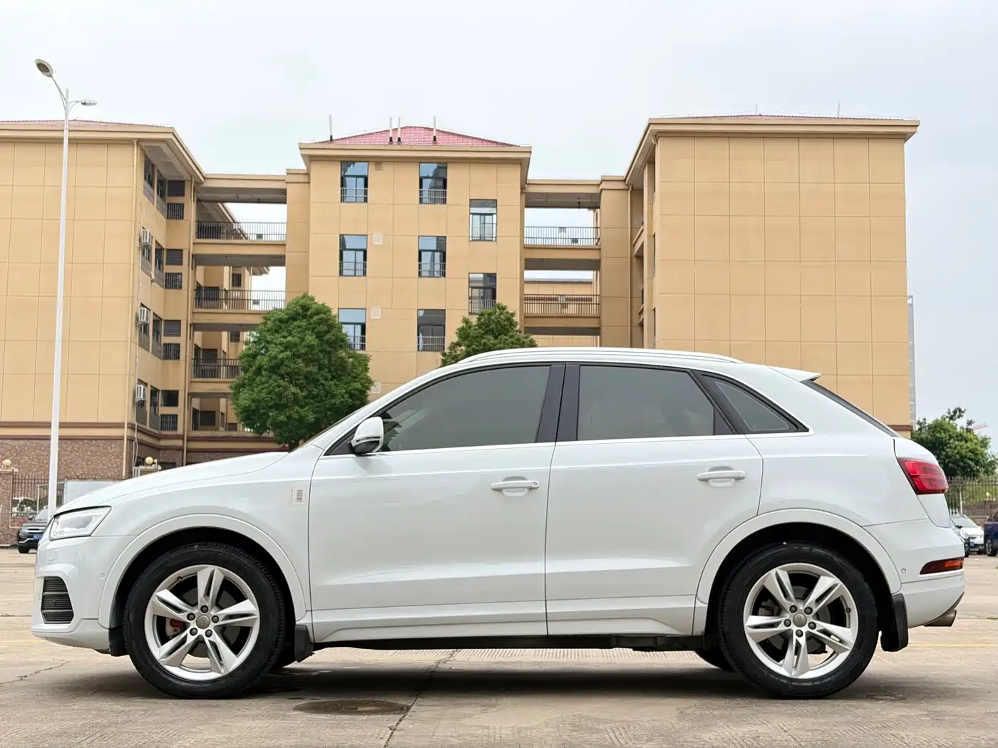 Audi Q3 2017 30 TFSI Style фото 4