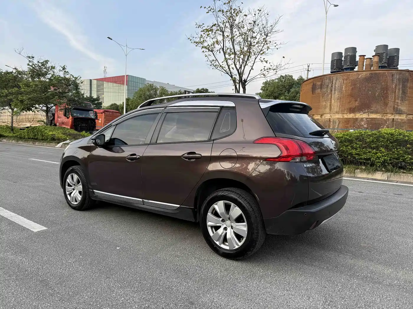 Peugeot 2008 2014 1.6L Automatic Fashion Edition фото 9
