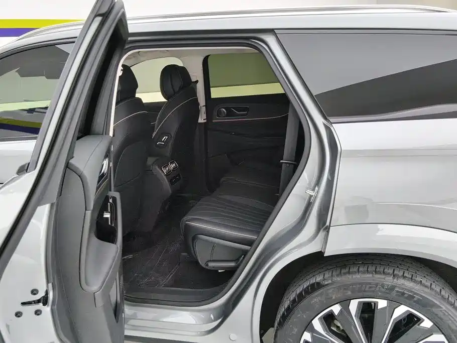 Chery Tiggo 9 2024 2023 2.0T DCT 2WD Luxury 5-Seater