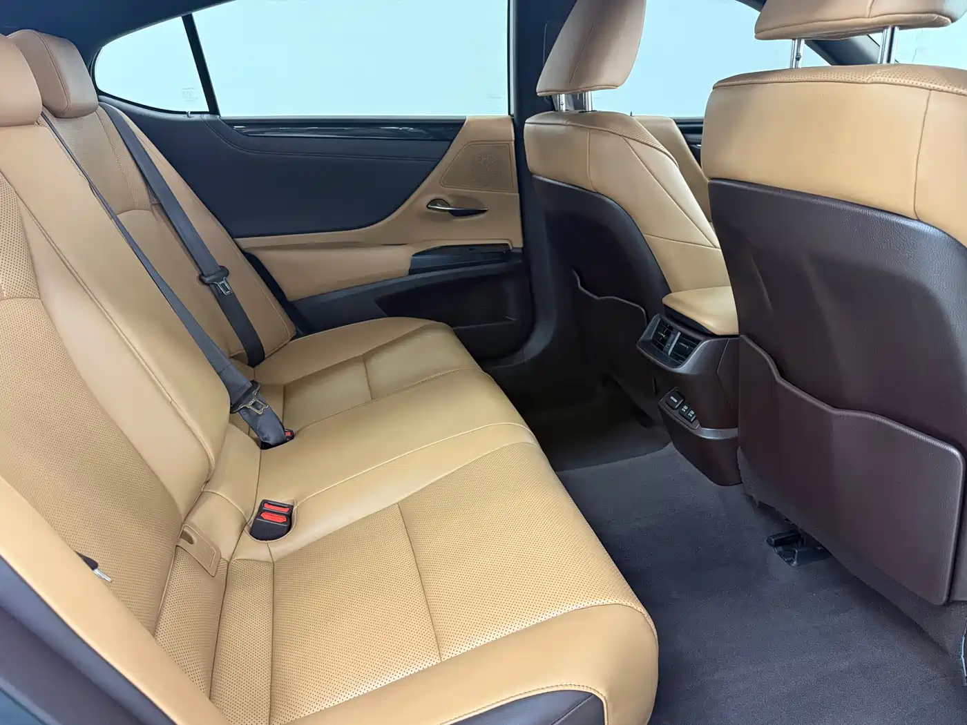 Lexus ES 2018 200 Excellence Edition China V фото 15