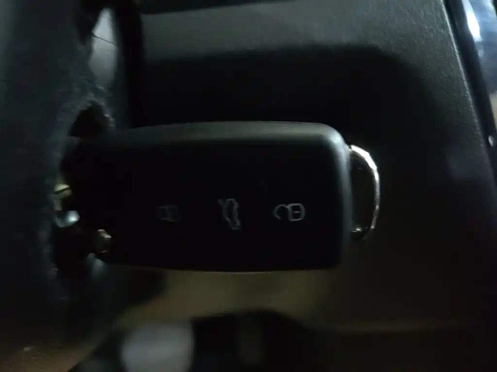 Volkswagen Jetta 2017 1.5L Automatic Fashion фото 9