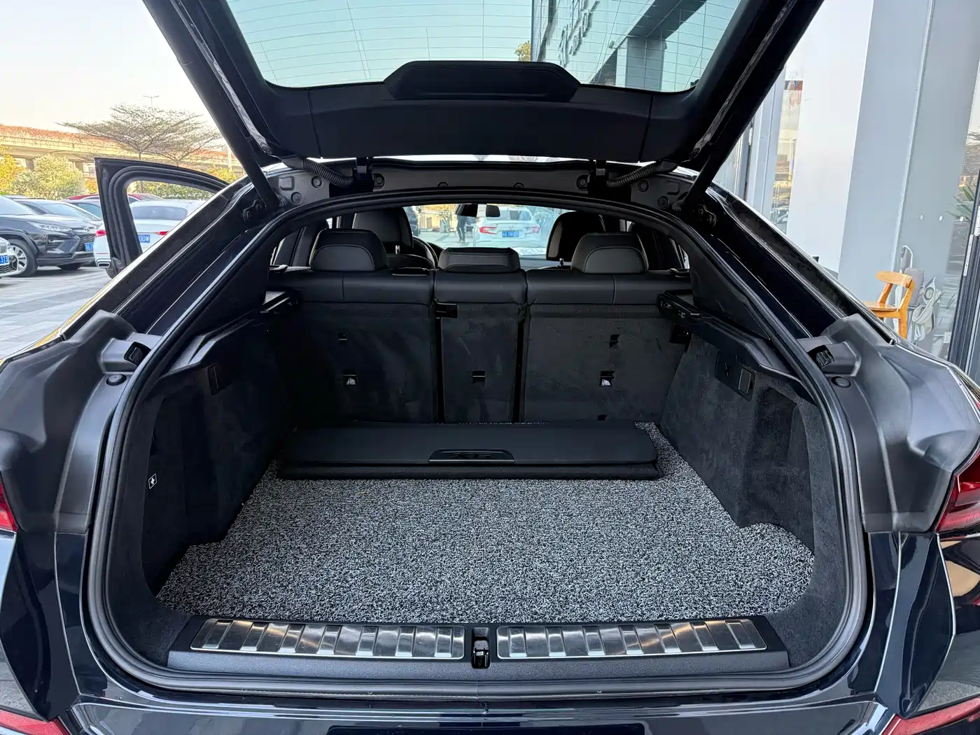BMW X6 2022 xDrive40i Premium M Sport Package фото 8