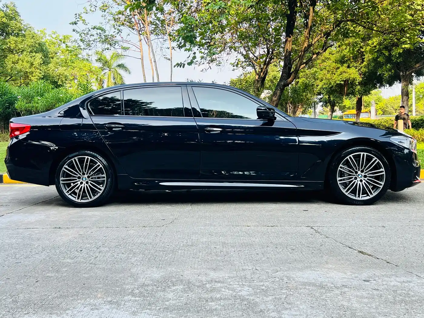 BMW 5 Series 2018 Facelift 530Li Exclusive M Sport Package фото 4