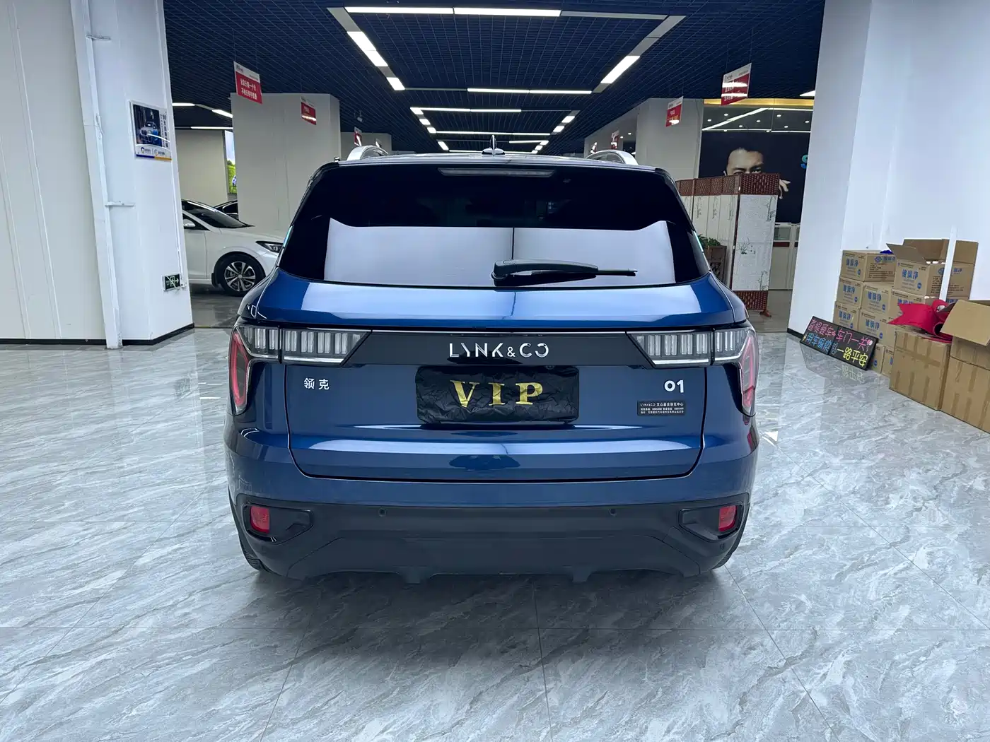 Lynk & Co 01 2019 2.0T 2WD Pro Edition China V фото 8