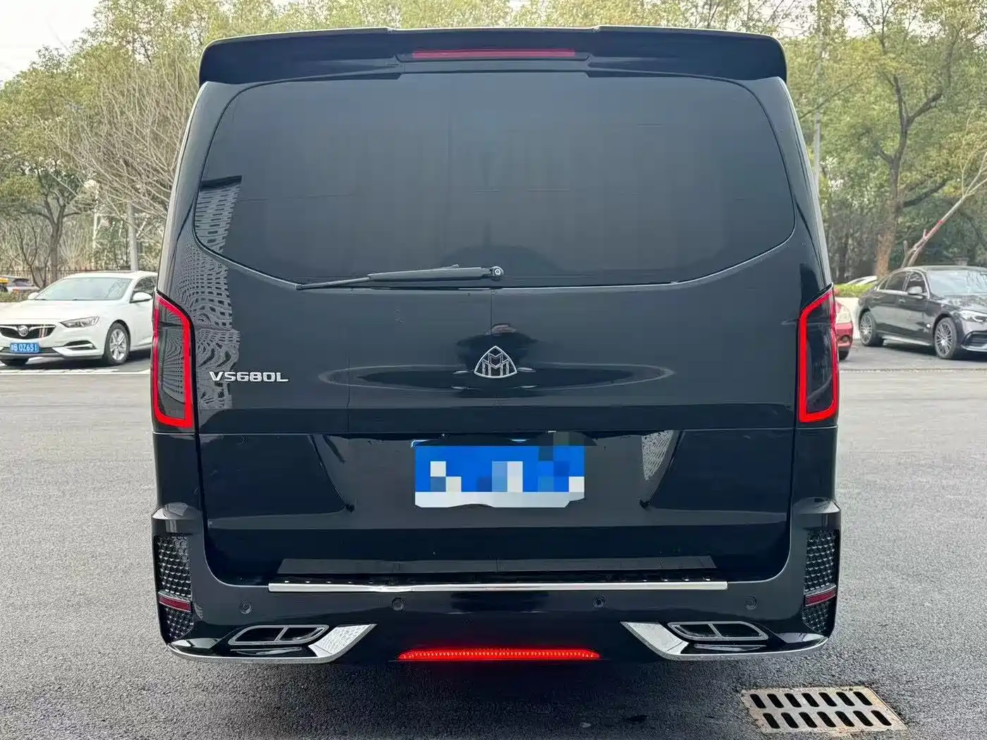 Mercedes-Benz Vito 2023 2.0T Elite 7-Seater фото 12