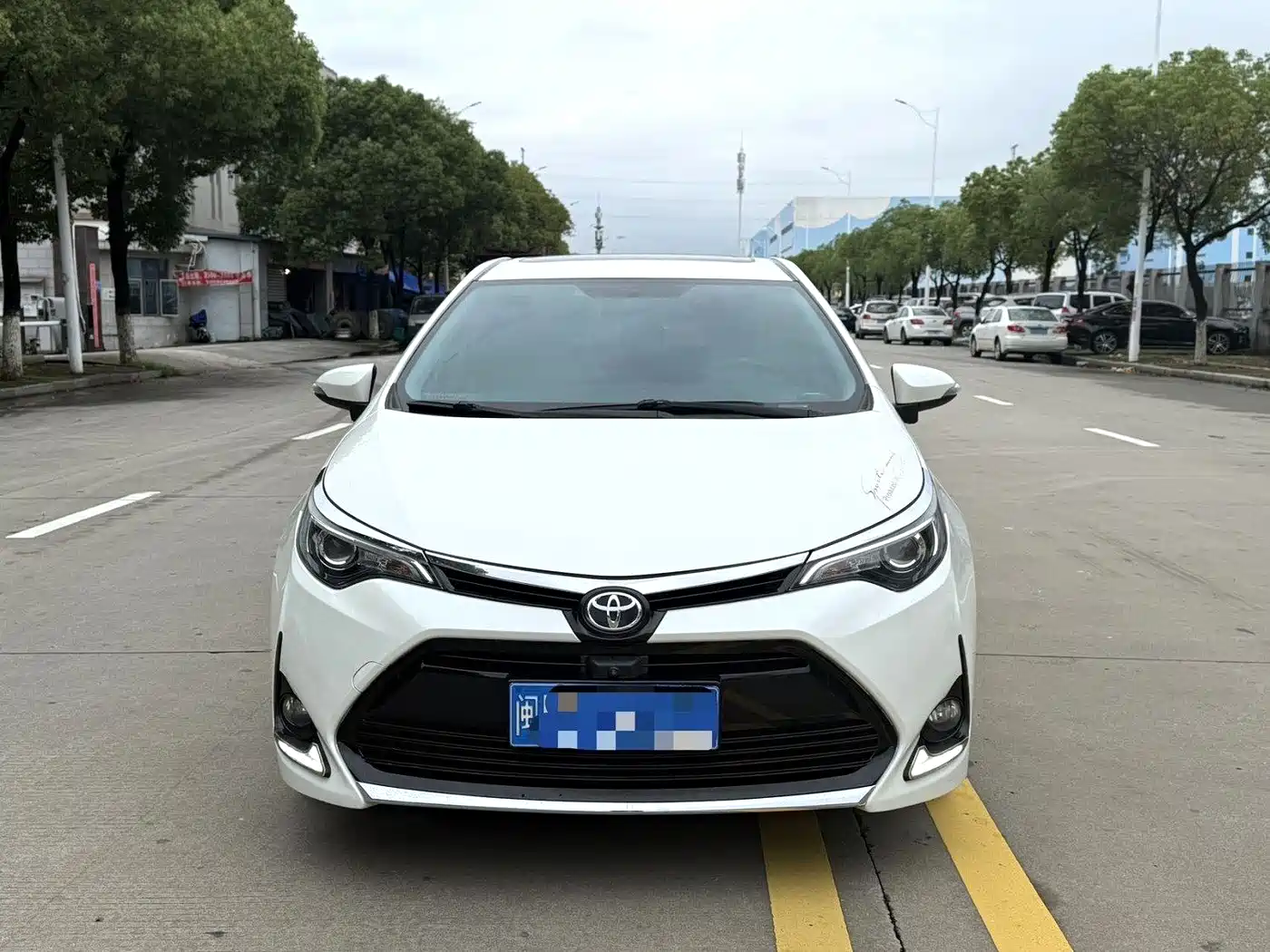 Toyota Levin 2017 Facelift 185T CVT Elite (China V) фото 6