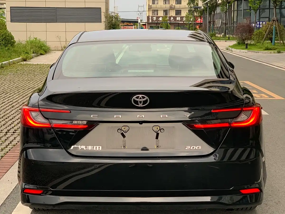Toyota Camry 2024 2.0G Premium Edition фото 5