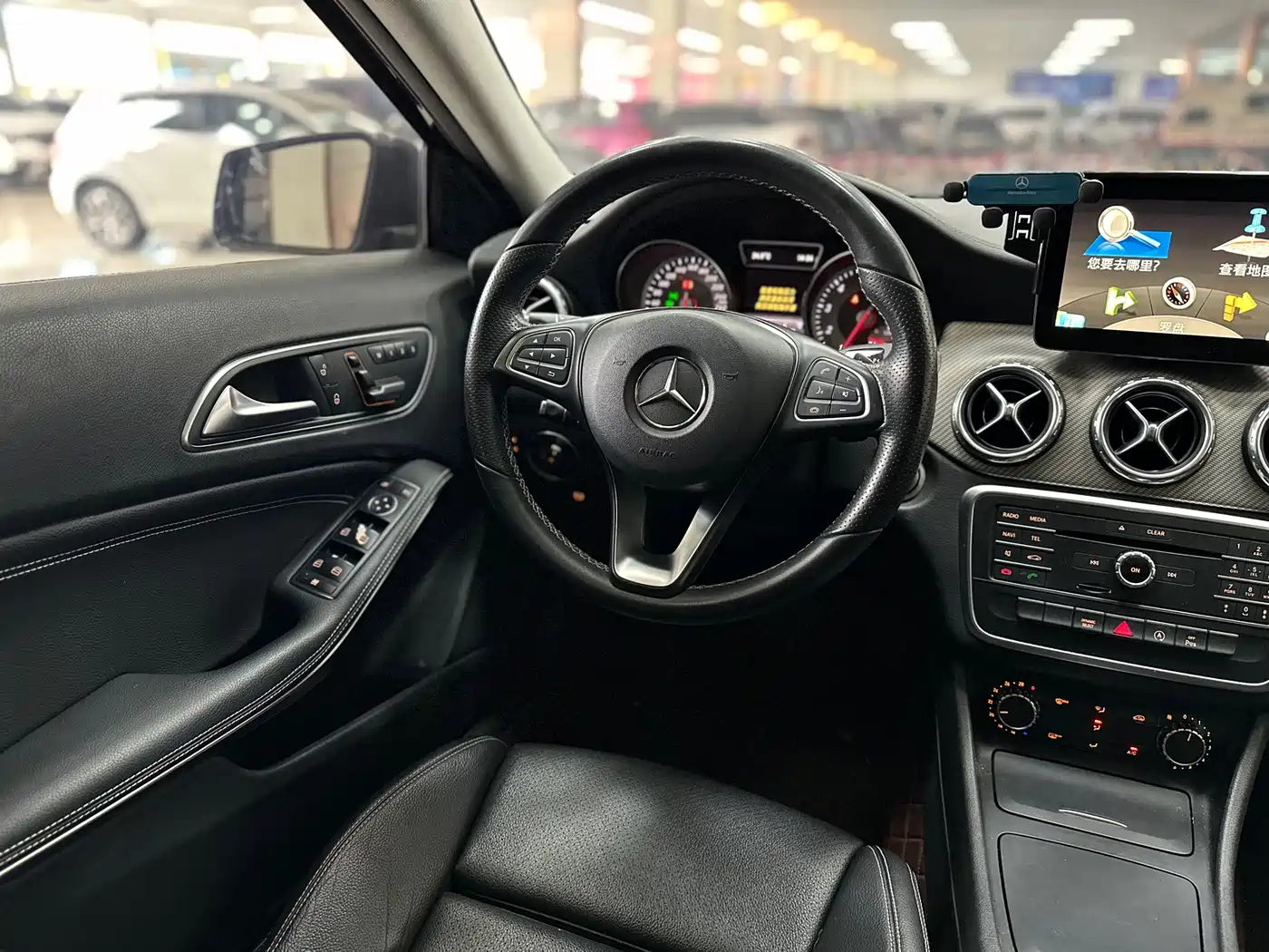 Mercedes-Benz GLA 2016 GLA 200 Fashion фото 13