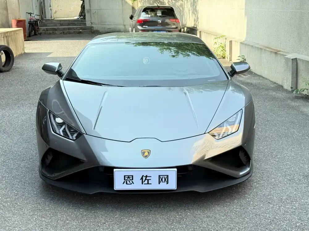 Lamborghini Huracán 2020 Huracán EVO RWD фото 2