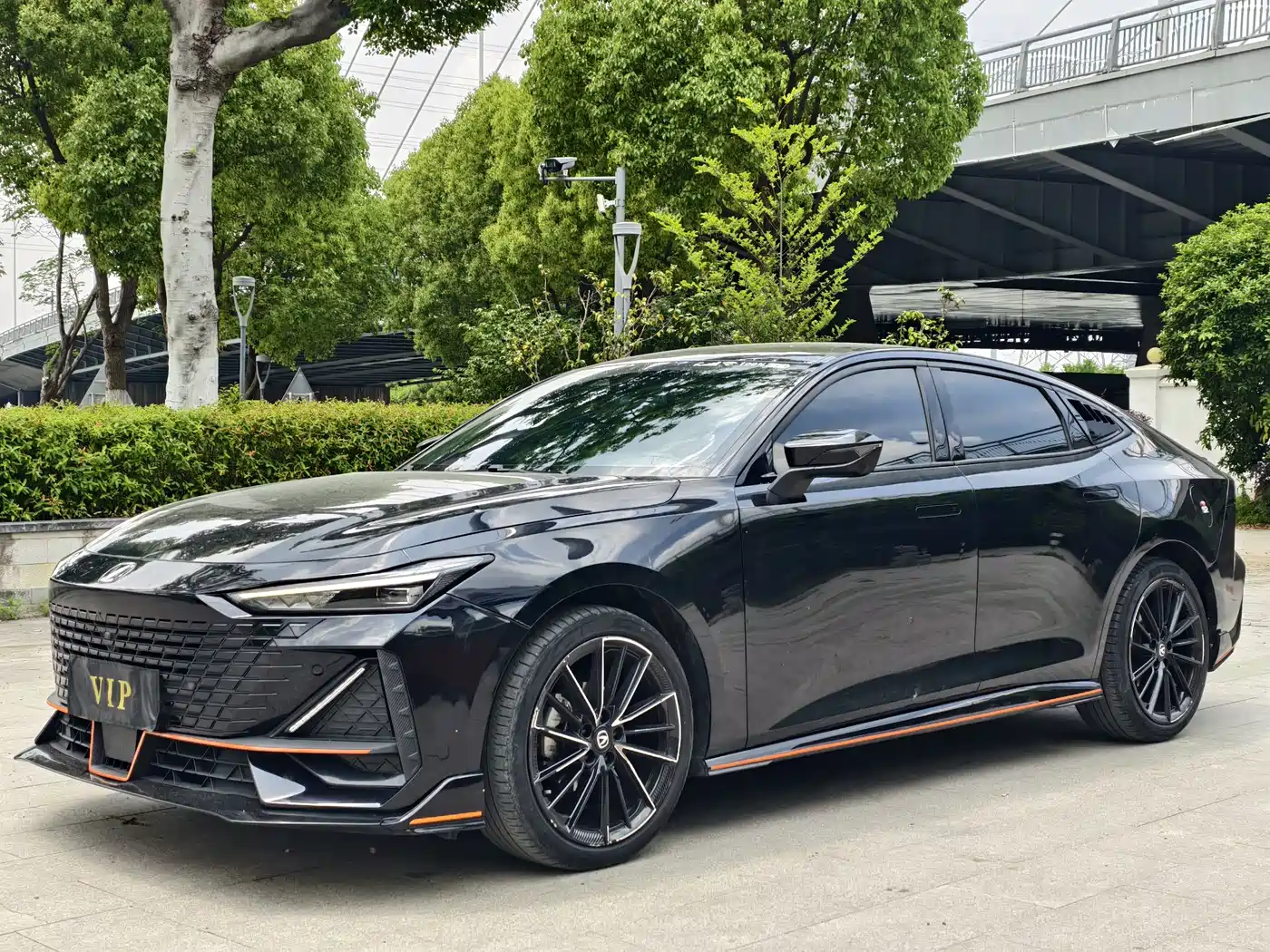 CHANGAN UNI-V